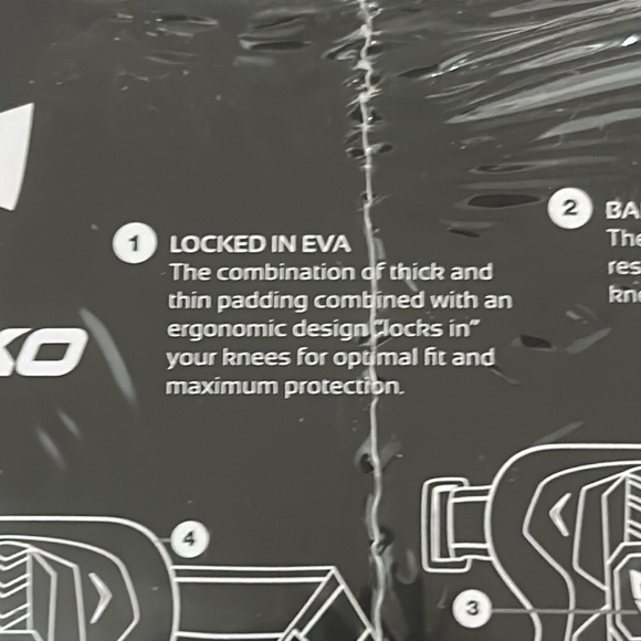 Protective Gear Set - Picture 8 of 12